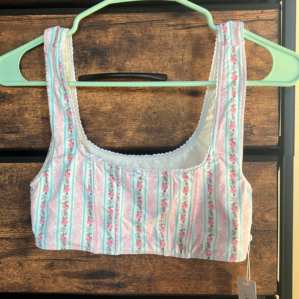 🌸NWT Frankie’s Bikini Etta Floral Bralette Bikini Top